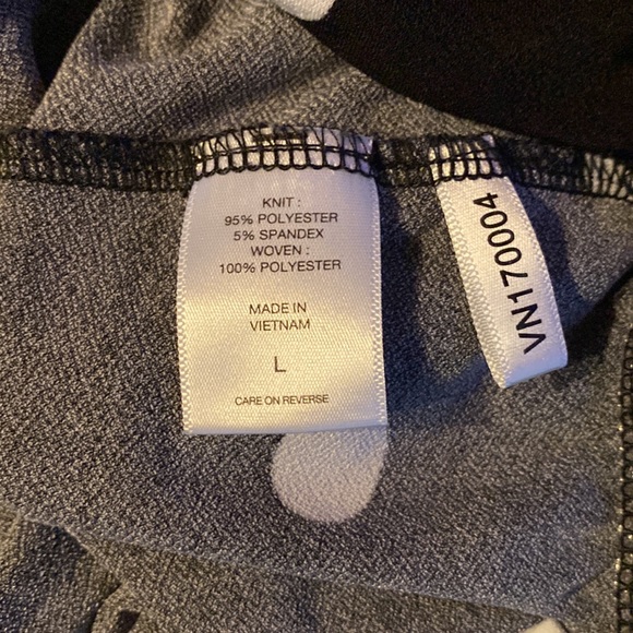 NY&C Polkadot blouse - Picture 5 of 5